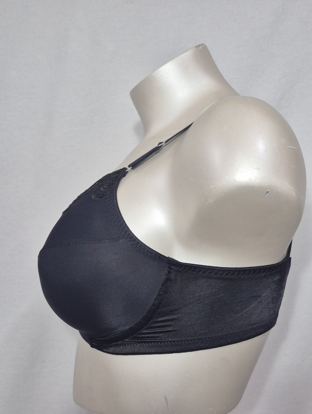 36DD Lilyette 417 Embroidered Minimizer Underwire Bra Black - Picture 4 of 7